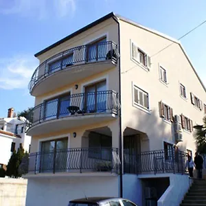 & Elda Appartamento Rovigno